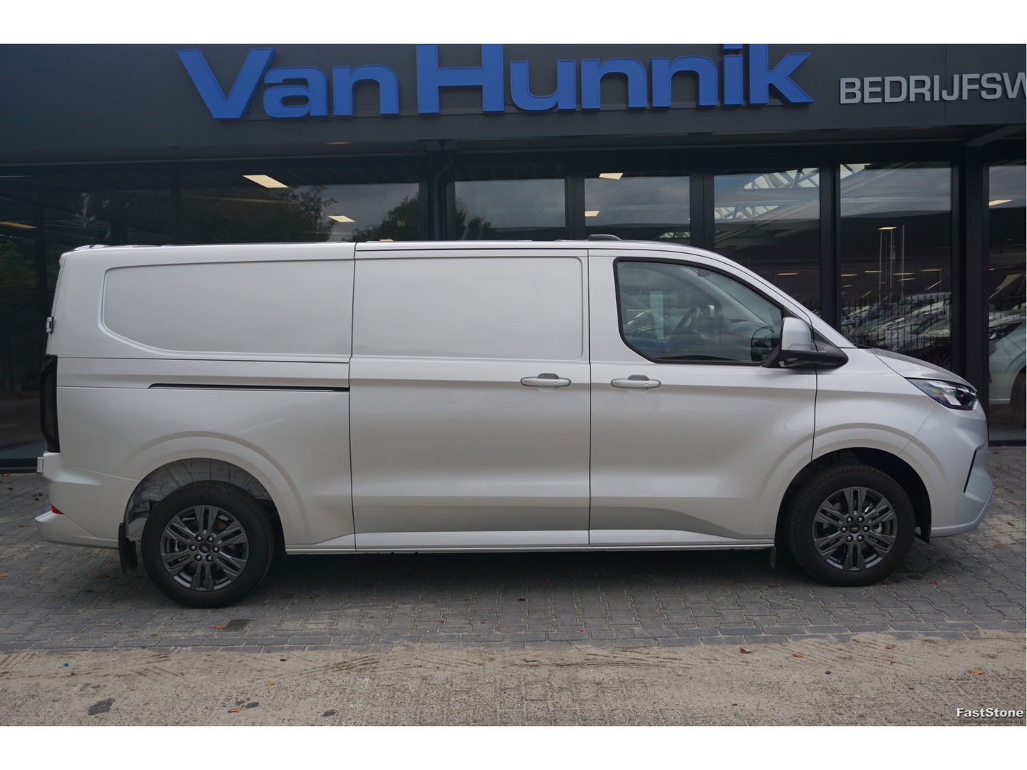 Ford Transit Custom 300L 150PK Limited BPM VRIJ!! Navi, Cam, Adap. Cruise, 17" LM, Trekhaak!! NR. A183