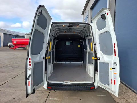 Ford Transit Custom 320 2.0 TDCI L2H2 Trend AIRCO / CRUISE CONTROLE / VERHOOGD / N.A.P / EURO 6