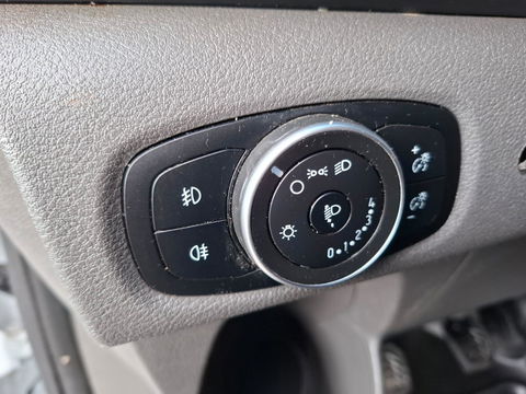 Ford Transit Custom 320 2.0 TDCI L2H2 Trend AIRCO / CRUISE CONTROLE / VERHOOGD / N.A.P / EURO 6