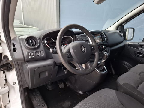Renault Trafic 2.0 dCi 145 T27 L1H1 Comfort AUTOMAAT / CRUISE CONTROLE / NAVI / CAMERA / 3 ZITS / IMPERIAL