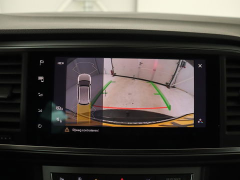 SEAT Ateca 1.5 TSI FR Business Intense | Trekhaak | Achteruitrijcamera | Sfeerverlichting | Navigatie | Carplay | Stoelverwarming | Full-LED koplampen | LMV 18