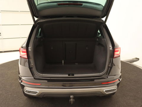 SEAT Ateca 1.5 TSI FR Business Intense | Trekhaak | Achteruitrijcamera | Sfeerverlichting | Navigatie | Carplay | Stoelverwarming | Full-LED koplampen | LMV 18