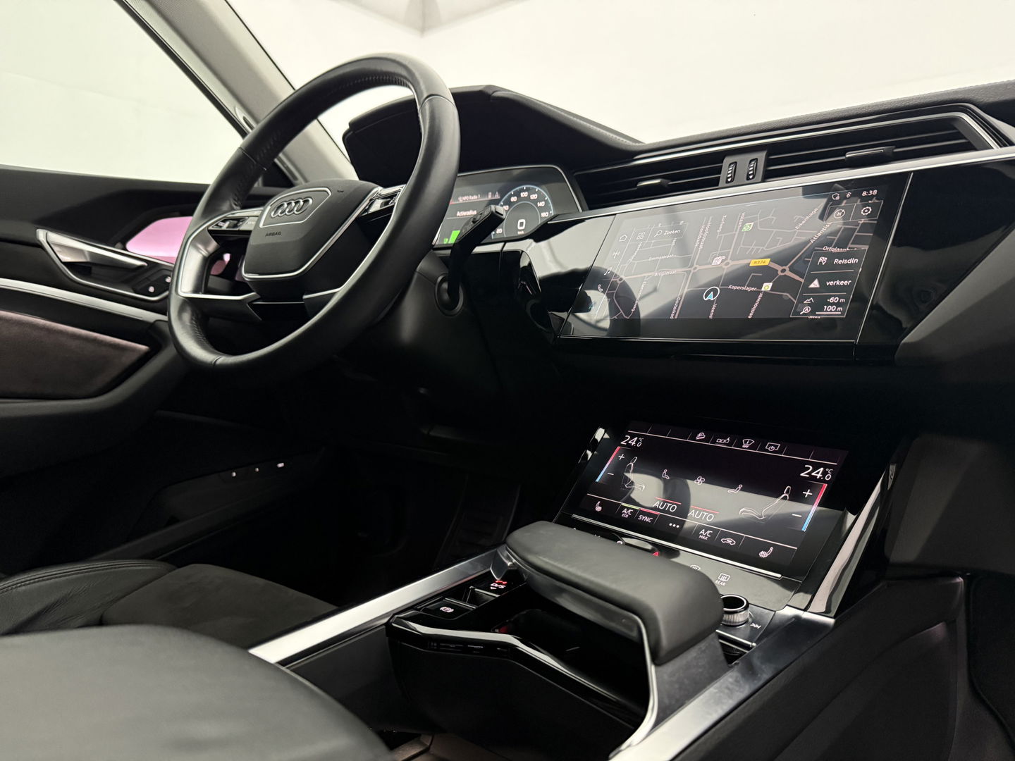 Audi e-tron 50 Quattro Launch edition 71 kWh 313PK | 360° | Sfeerverl. | HuD | Virtual | Memory | Carplay | Adaptive Cruise | Cameraspiegel