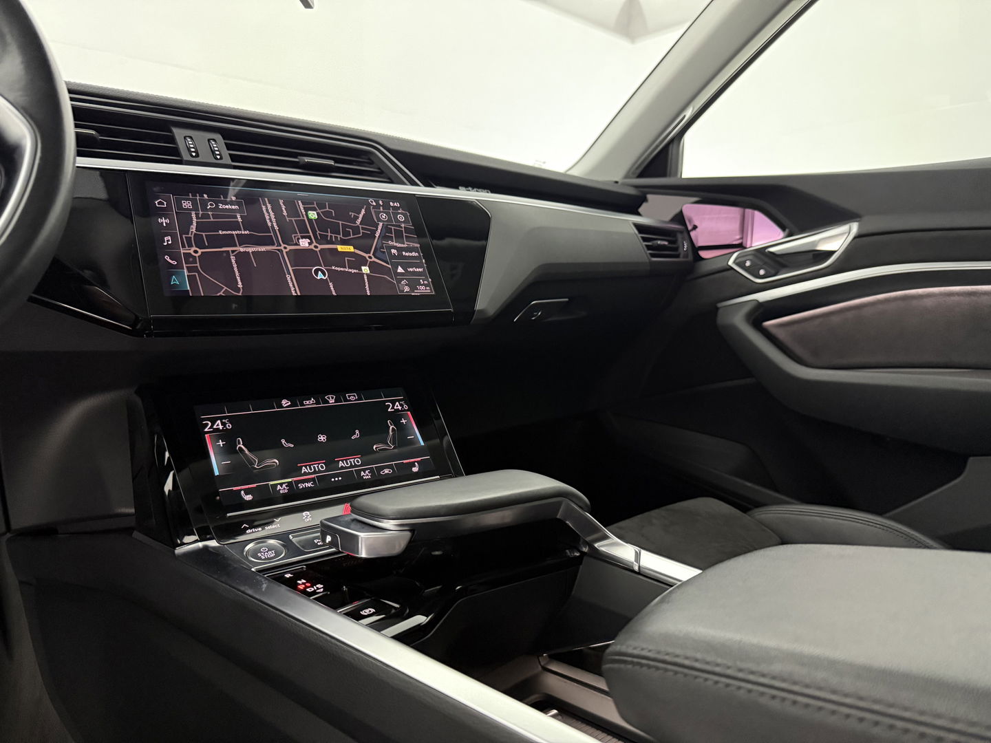 Audi e-tron 50 Quattro Launch edition 71 kWh 313PK | 360° | Sfeerverl. | HuD | Virtual | Memory | Carplay | Adaptive Cruise | Cameraspiegel