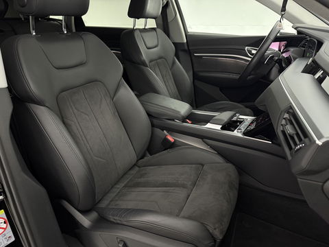 Audi e-tron 50 Quattro Launch edition 71 kWh 313PK | 360° | Sfeerverl. | HuD | Virtual | Memory | Carplay | Adaptive Cruise | Cameraspiegel