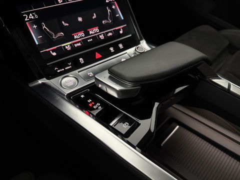 Audi e-tron 50 Quattro Launch edition 71 kWh 313PK | 360° | Sfeerverl. | HuD | Virtual | Memory | Carplay | Adaptive Cruise | Cameraspiegel