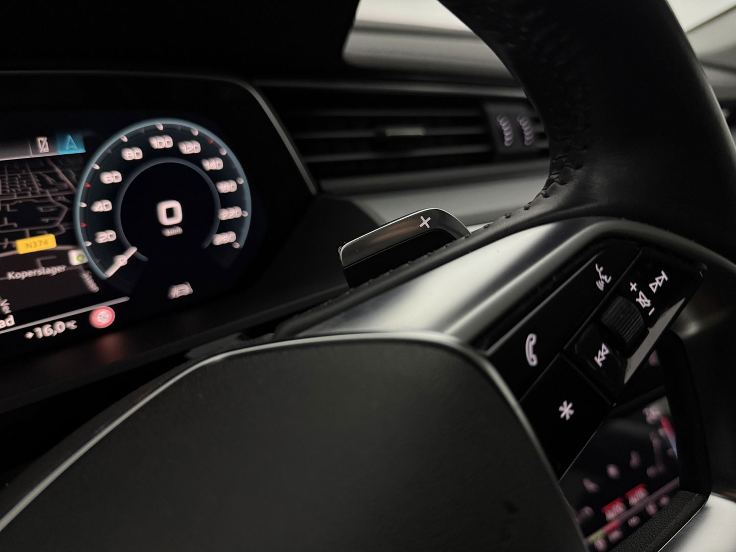Audi e-tron 50 Quattro Launch edition 71 kWh 313PK | 360° | Sfeerverl. | HuD | Virtual | Memory | Carplay | Adaptive Cruise | Cameraspiegel
