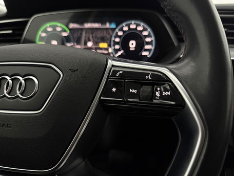 Audi e-tron 50 Quattro Launch edition 71 kWh 313PK | 360° | Sfeerverl. | HuD | Virtual | Memory | Carplay | Adaptive Cruise | Cameraspiegel