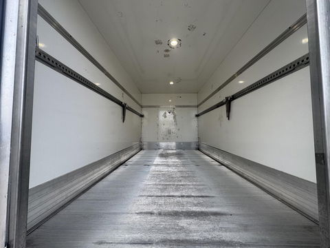 Volkswagen Crafter 35 2.0 TDI L4 Trendline L4H3 BAKWAGEN MET DEUREN / EURO 6 / N.A.P / DEALER ONDERHOUDEN