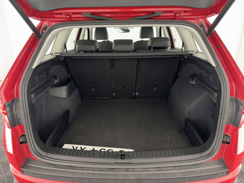 Škoda Kodiaq 1.5 TSI Business Edition (INCL-BTW) *ADAPTIVE-CRUISE | LEATHER-FABRIC | FULL-LED | CANTON-SOUND | HEATED-SPORTSEATS | KEYLESS | NAVI-FULLMAP | CAMERA | DAB+ | ECC | PDC | TOWBAR | 18''ALU*