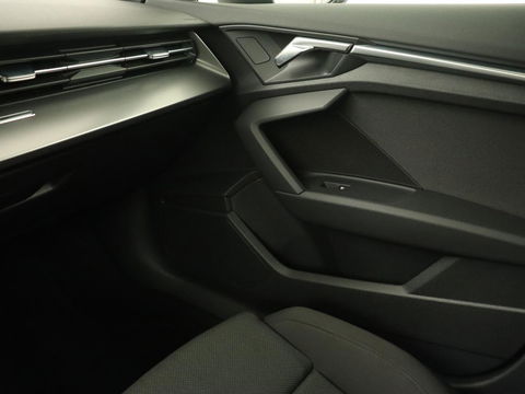 Audi A3 Limousine 30 TFSI Advanced edition | Full LED | Navigatie | Carplay | Cruise control | Virtual cockpit | Automaat | LMV 17 inch