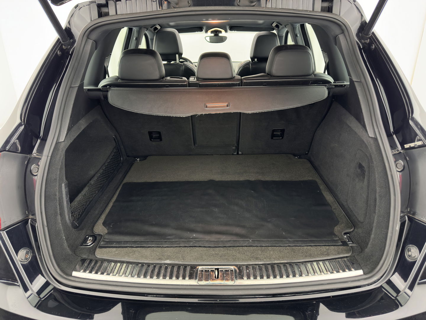 Porsche Cayenne 3.0 D Aut. *PANO | LUXURY-LEATHER | XENON | SPORT-CHRONO | HEATED-COMFORTSEATS | BOSE-SOUND | MEMORY-PACK |  AIR-SUSPENSION | NAVI-FULLMAP | 18''ALU | TOWBAR*