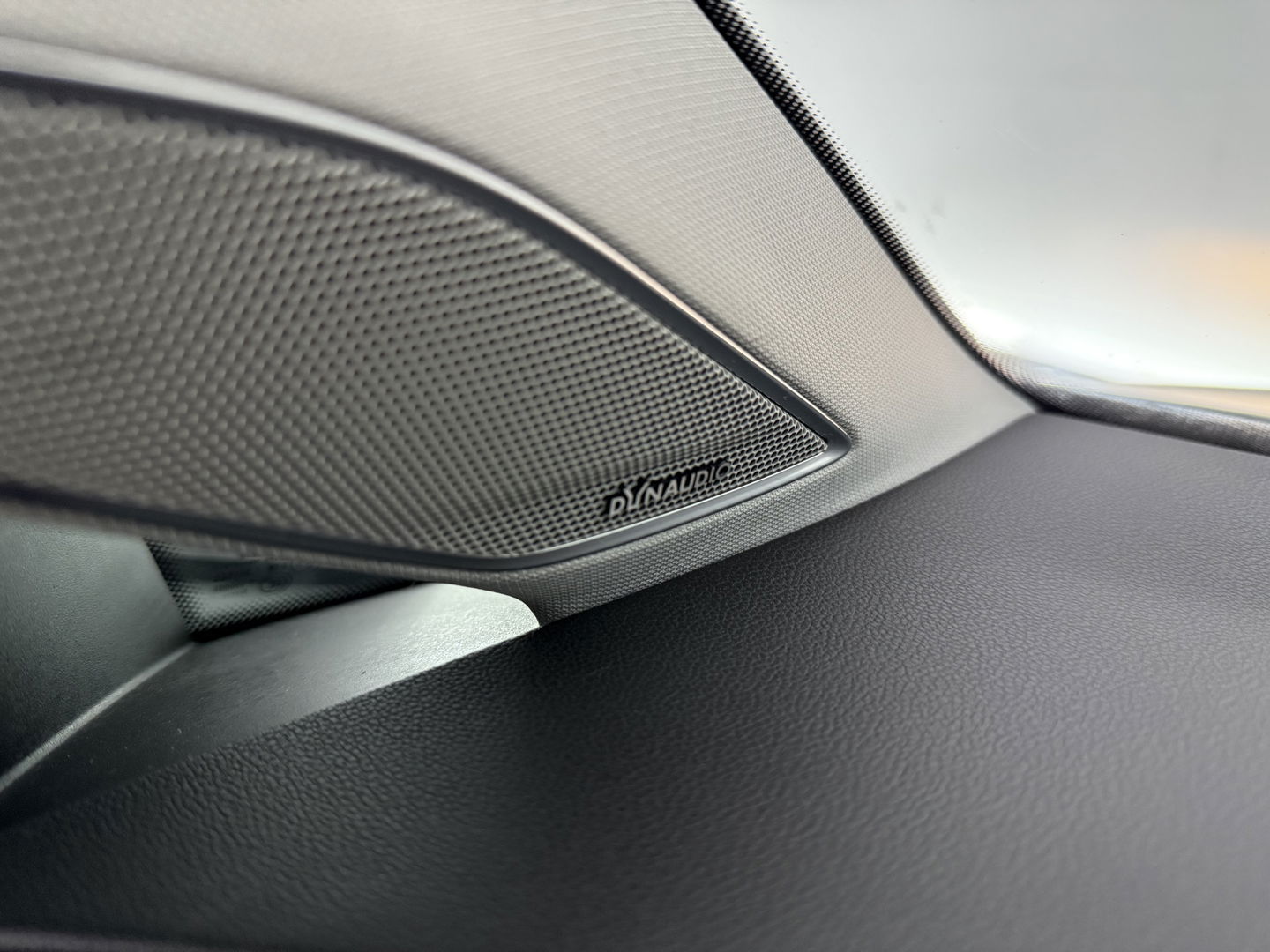 Volkswagen Golf 1.6 TDI Highline | Virtual | Carplay | LED | Adaptive Cruise | Dynaudio | Navi | Parkeersens. | NAP