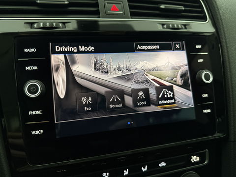 Volkswagen Golf 1.6 TDI Highline | Virtual | Carplay | LED | Adaptive Cruise | Dynaudio | Navi | Parkeersens. | NAP
