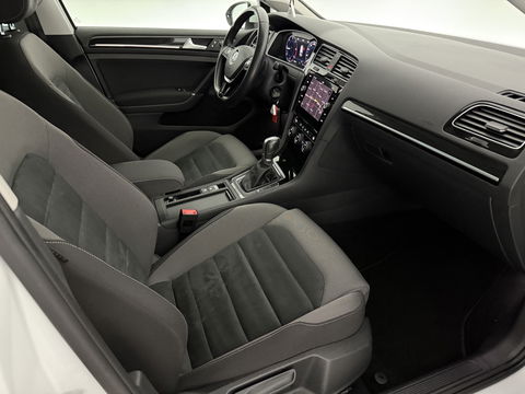 Volkswagen Golf 1.6 TDI Highline | Virtual | Carplay | LED | Adaptive Cruise | Dynaudio | Navi | Parkeersens. | NAP