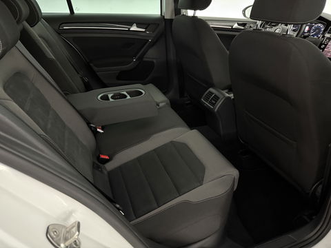 Volkswagen Golf 1.6 TDI Highline | Virtual | Carplay | LED | Adaptive Cruise | Dynaudio | Navi | Parkeersens. | NAP