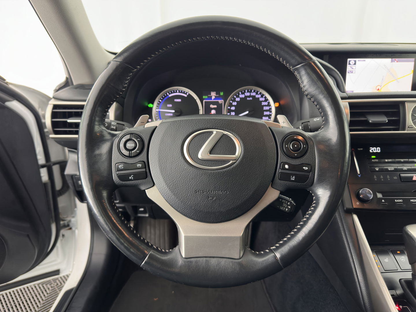 Lexus IS 300h Edition Aut. *LEATHER-FABRIC | FULL-LED | HEATED-SPORTSEATS | NAVI-FULLMAP | CAMERA | ECC | PDC | CRUISE | 17''ALU*
