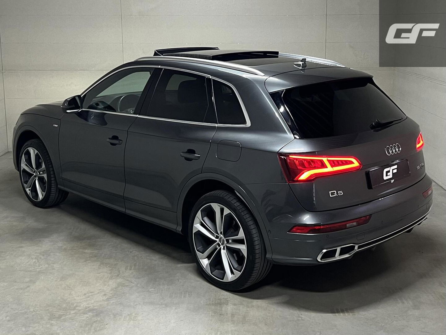 Audi Q5 55 TFSI e Quattro S-Line RS Seats B&O 360° Pano