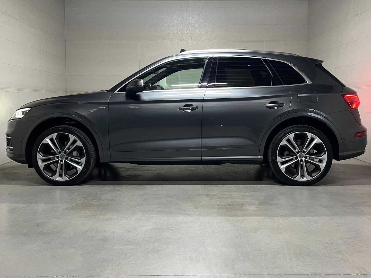 Audi Q5 55 TFSI e Quattro S-Line RS Seats B&O 360° Pano