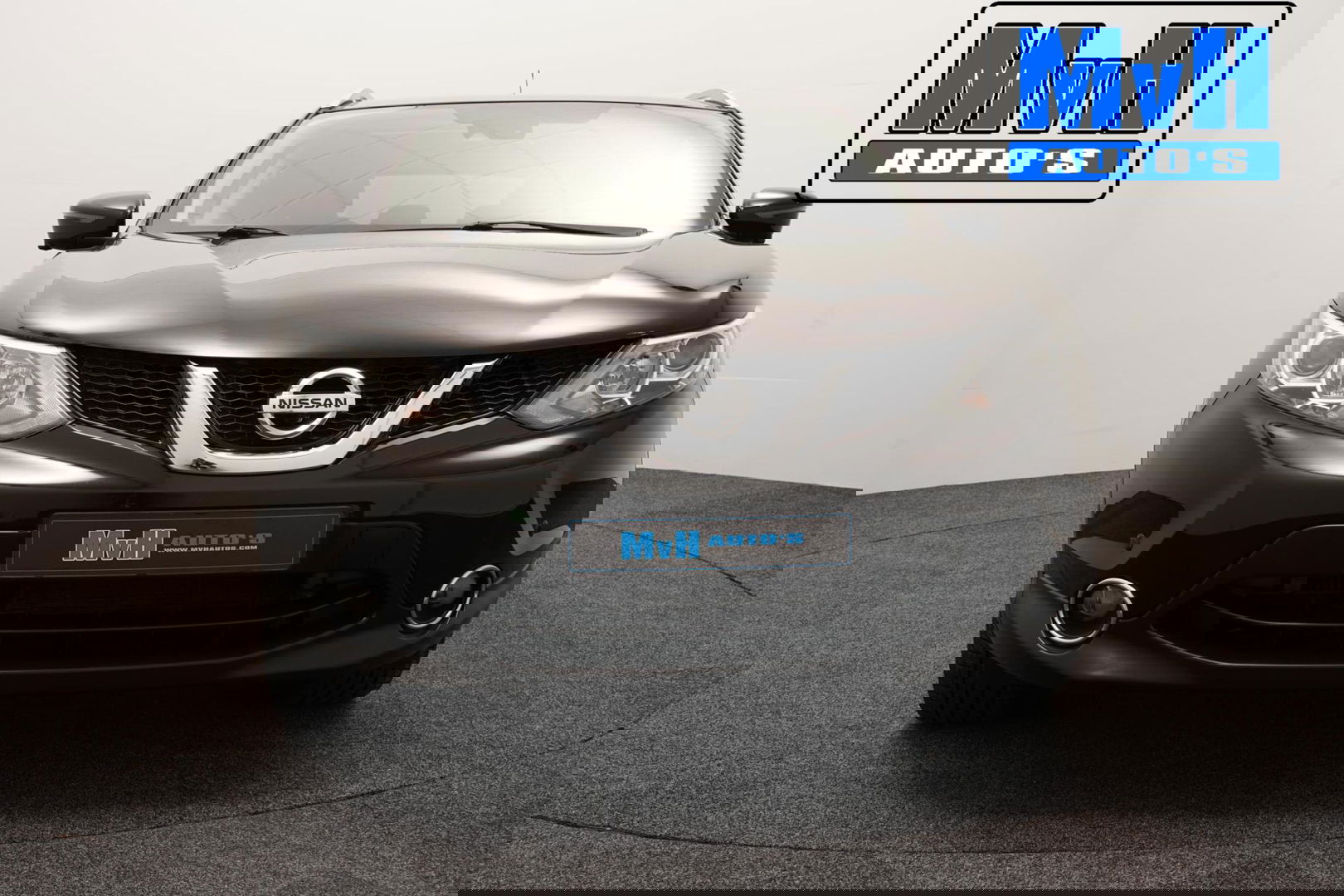 Nissan QASHQAI 1.2 N-Connecta|PANO|TREKHAAK|CAMERA|LED|KEYLESS