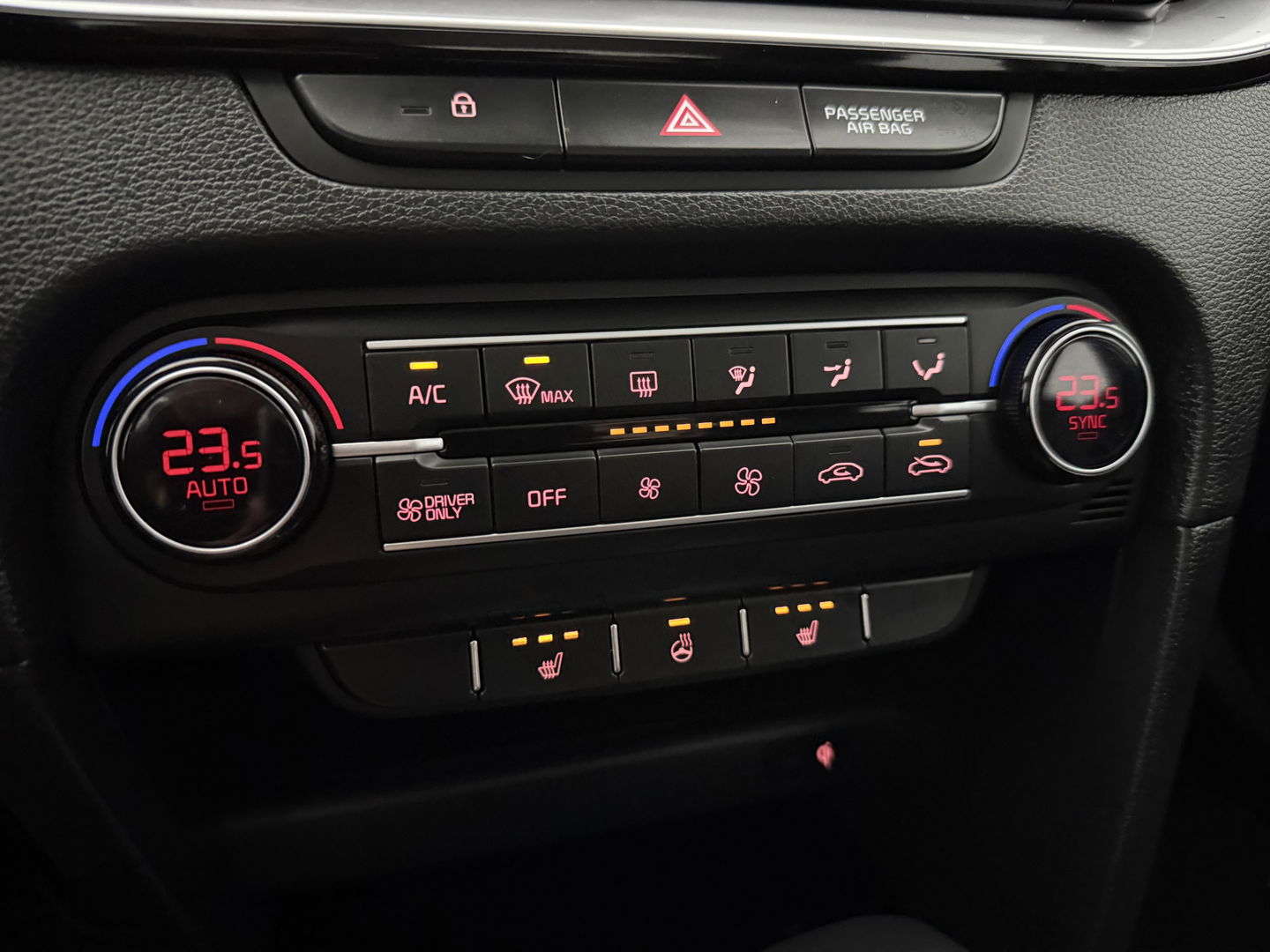 Kia Xceed 1.6 GDI DCT6 OPF Plug-in-Hybrid Spirit | Carplay | Camera | Adaptive Cruise | Stoel/stuurverwarming | Dodehoek | Keyless