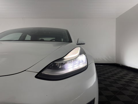Tesla Model 3 Long Range AWD 75 kWh {SOH-87%} (INCL-BTW) Aut. *PANO | AUTO-PILOT | LUXURY-LEATHER | KEYLESS | FULL-LED | MEMORY-PACK | SURROUND-VIEW | DAB | CARPLAY | DIGI-COCKPIT | LANE-ASSIST | COMFORT-SEATS | 18"ALU*