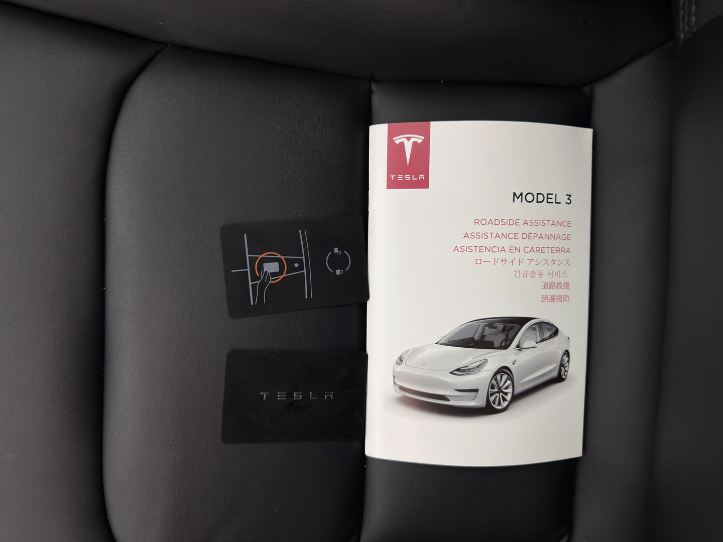 Tesla Model 3 Long Range AWD 75 kWh {SOH-87%} (INCL-BTW) Aut. *PANO | AUTO-PILOT | LUXURY-LEATHER | KEYLESS | FULL-LED | MEMORY-PACK | SURROUND-VIEW | DAB | CARPLAY | DIGI-COCKPIT | LANE-ASSIST | COMFORT-SEATS | 18"ALU*