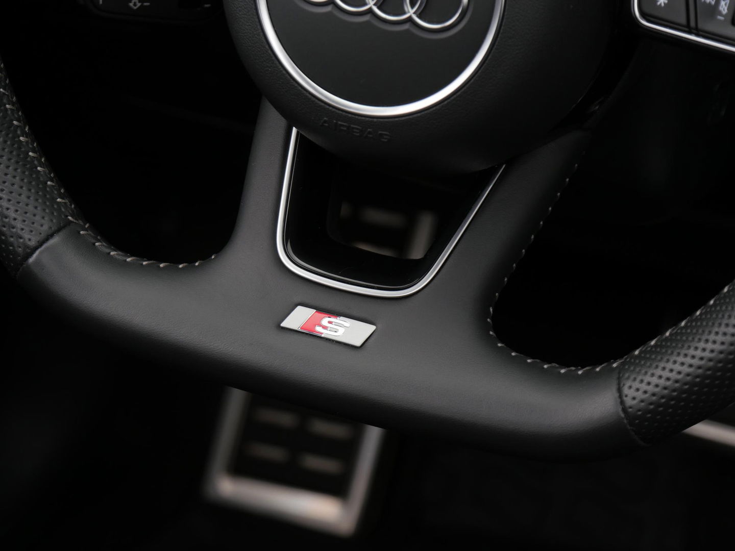 Audi Q2 40TFSi QUATTRO SPORT EDITION #2/ PANORAMADAK/ QUANTUMGRIJS