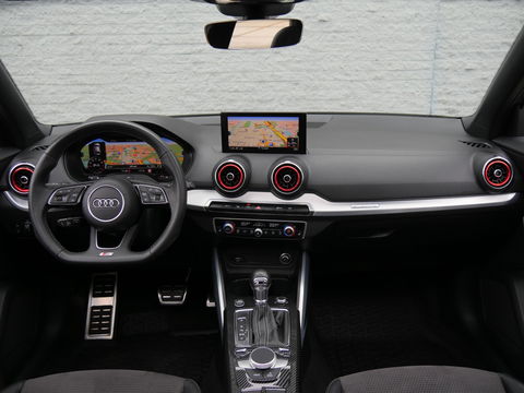 Audi Q2 40TFSi QUATTRO SPORT EDITION #2/ PANORAMADAK/ QUANTUMGRIJS