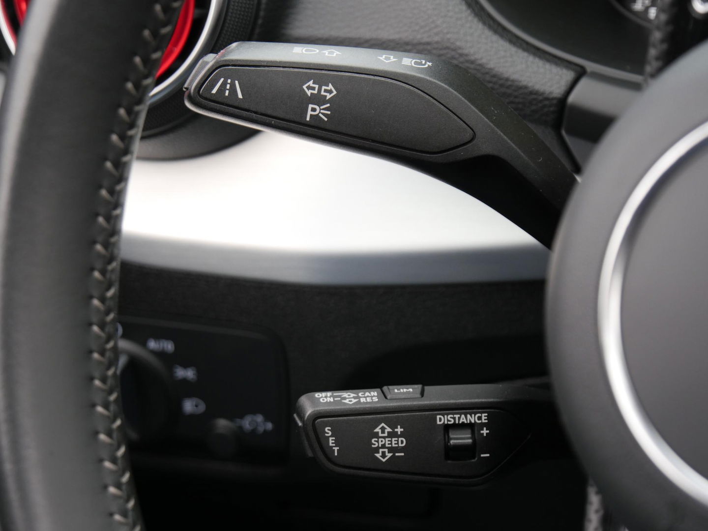 Audi Q2 40TFSi QUATTRO SPORT EDITION #2/ PANORAMADAK/ QUANTUMGRIJS