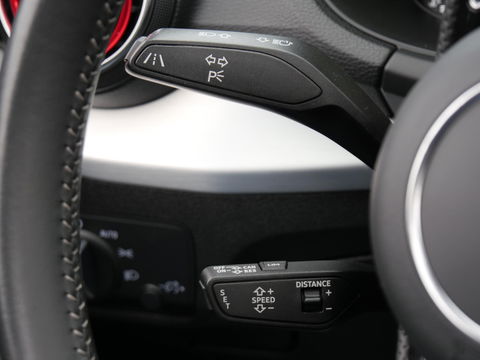 Audi Q2 40TFSi QUATTRO SPORT EDITION #2/ PANORAMADAK/ QUANTUMGRIJS
