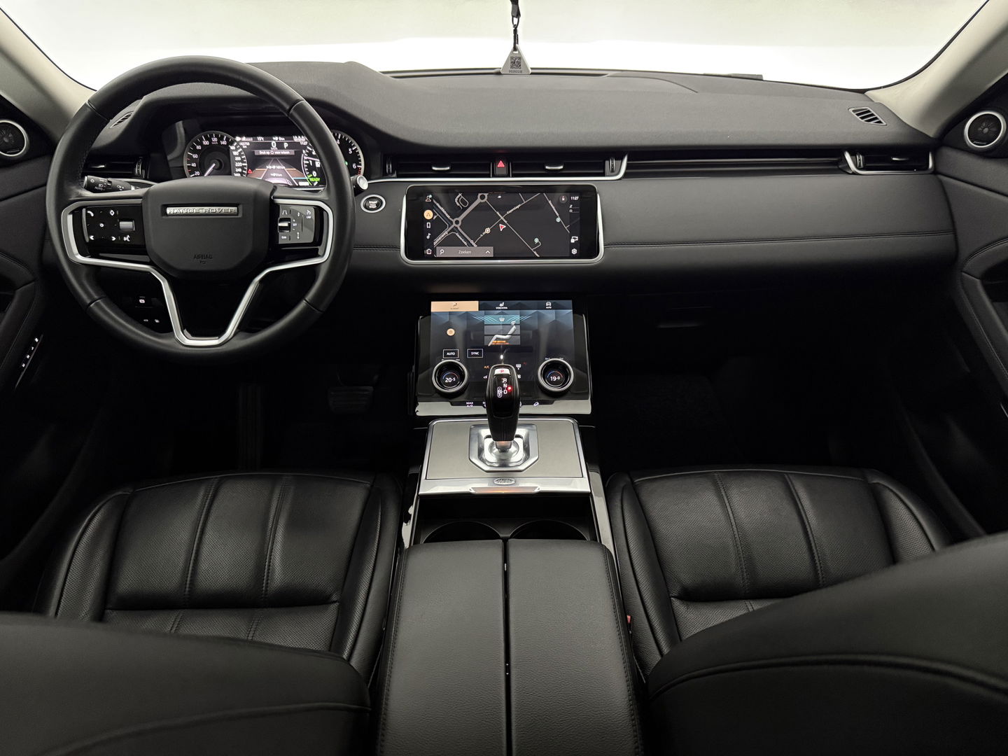 Land Rover Range Rover Evoque 1.5 P300e AWD 309PK R-Dynamic SE | Virtual | Carplay | LED | Camera | Memory | Adaptive Cruise | Leder | Dodehoek
