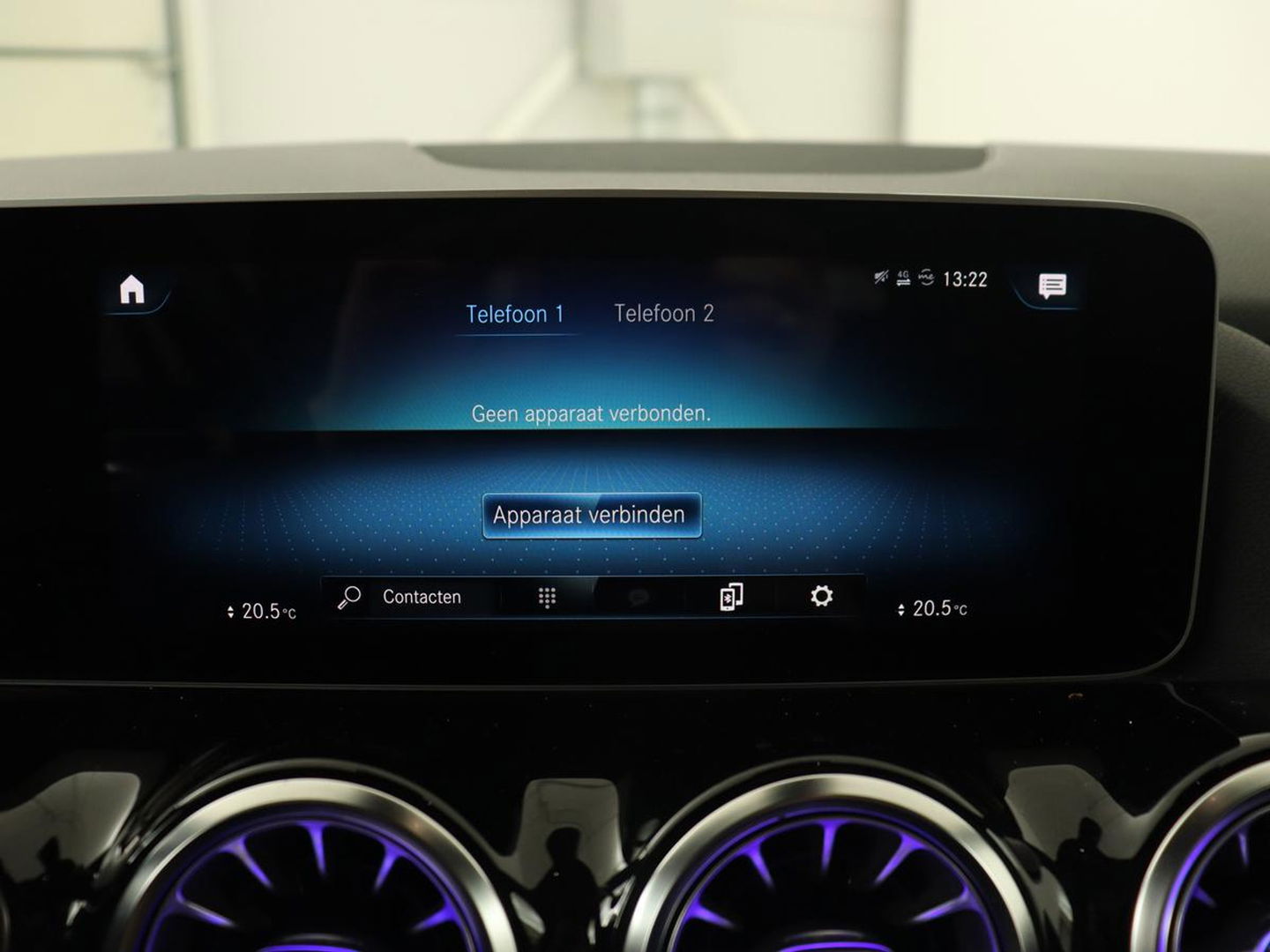 Mercedes-Benz B-Klasse 200 Business Solution AMG | Half Leder/Alcantara | Stoelverwarming | Sfeerverlichting | Camera | Navigatie
