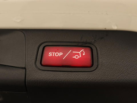 Mercedes-Benz B-Klasse 200 Business Solution AMG | Half Leder/Alcantara | Stoelverwarming | Sfeerverlichting | Camera | Navigatie