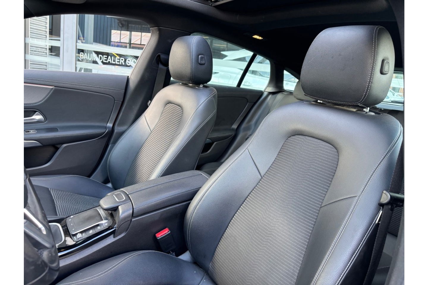 Mercedes-Benz CLA-Klasse CLA 200 163PK SHOOTING BRAKE PANO NAVI LMV PDC-CAMERA