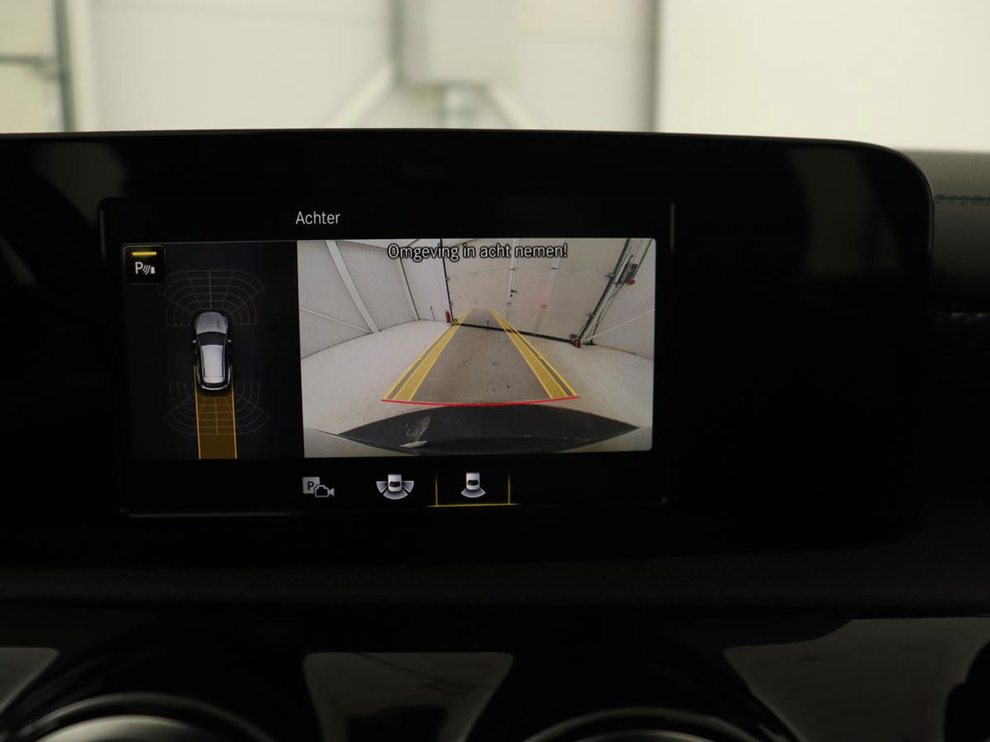 Mercedes-Benz CLA-Klasse Shooting Brake 250 e AMG Line | Half Leder | Carplay | Stoelverwarming | Camera | LED | Navigatie | Adaptive Cruise
