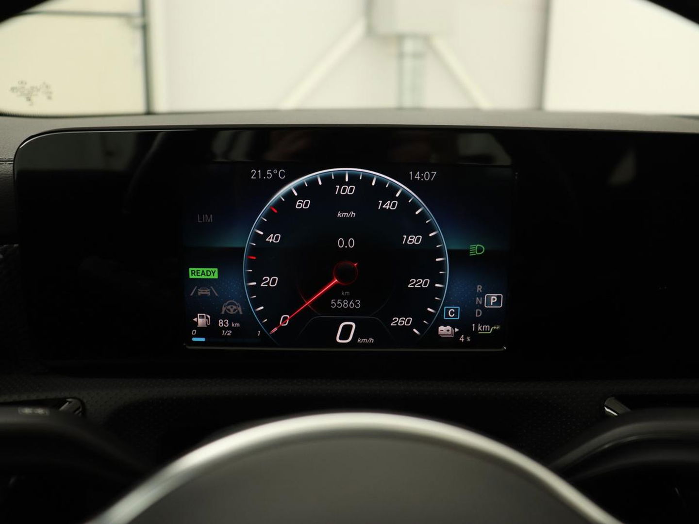 Mercedes-Benz CLA-Klasse Shooting Brake 250 e AMG Line | Half Leder | Carplay | Stoelverwarming | Camera | LED | Navigatie | Adaptive Cruise
