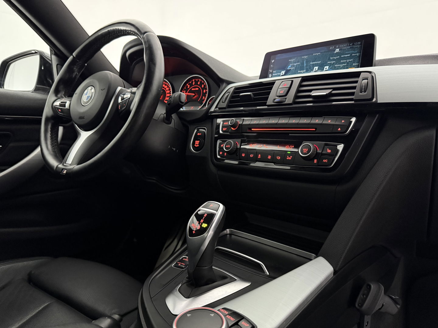 BMW 4 Serie 420i Centennial High Executive M-Sport | LED | Cruise | Navi | Clima | Parkeersens. | Stoelverw. | NAP