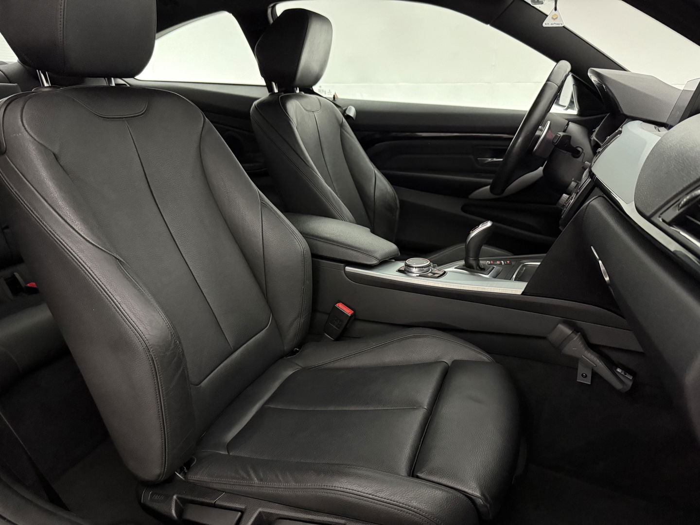 BMW 4 Serie 420i Centennial High Executive M-Sport | LED | Cruise | Navi | Clima | Parkeersens. | Stoelverw. | NAP