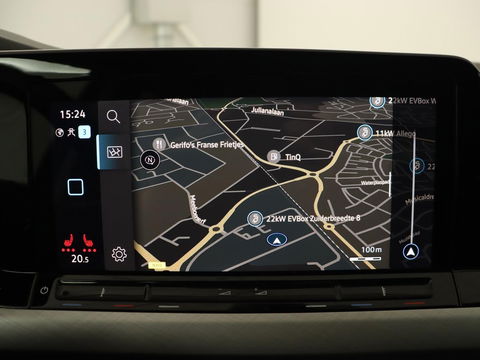 Volkswagen Golf 1.5 TSI Life Business | Adaptive Cruise | Stoelverwarming | Camera | Memory | Carplay | Navigatie | Sfeerverlichting