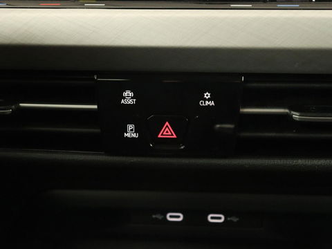 Volkswagen Golf 1.5 TSI Life Business | Adaptive Cruise | Stoelverwarming | Camera | Memory | Carplay | Navigatie | Sfeerverlichting