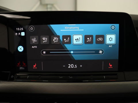 Volkswagen Golf 1.5 TSI Life Business | Adaptive Cruise | Stoelverwarming | Camera | Memory | Carplay | Navigatie | Sfeerverlichting