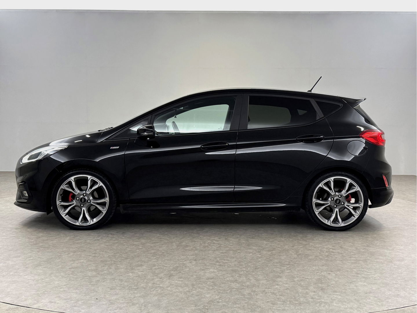 Ford Fiesta 1.0 EcoBoost ST-Line | Carplay | LED | Cruise | Navi | Parkeersens. | Keyless | NAP