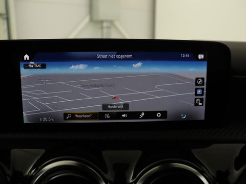 Mercedes-Benz CLA-Klasse Shooting Brake 180 Business Line | Half Leder | 1e eigenaar | Stoelverwarming | Cruise Control | Navigatie | Camera | Widescreen