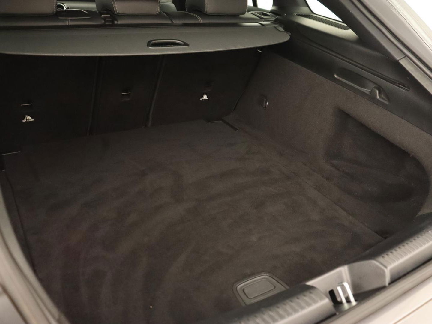 Mercedes-Benz CLA-Klasse Shooting Brake 180 Business Line | Half Leder | 1e eigenaar | Stoelverwarming | Cruise Control | Navigatie | Camera | Widescreen