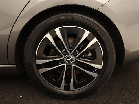 Mercedes-Benz CLA-Klasse Shooting Brake 180 Business Line | Half Leder | 1e eigenaar | Stoelverwarming | Cruise Control | Navigatie | Camera | Widescreen