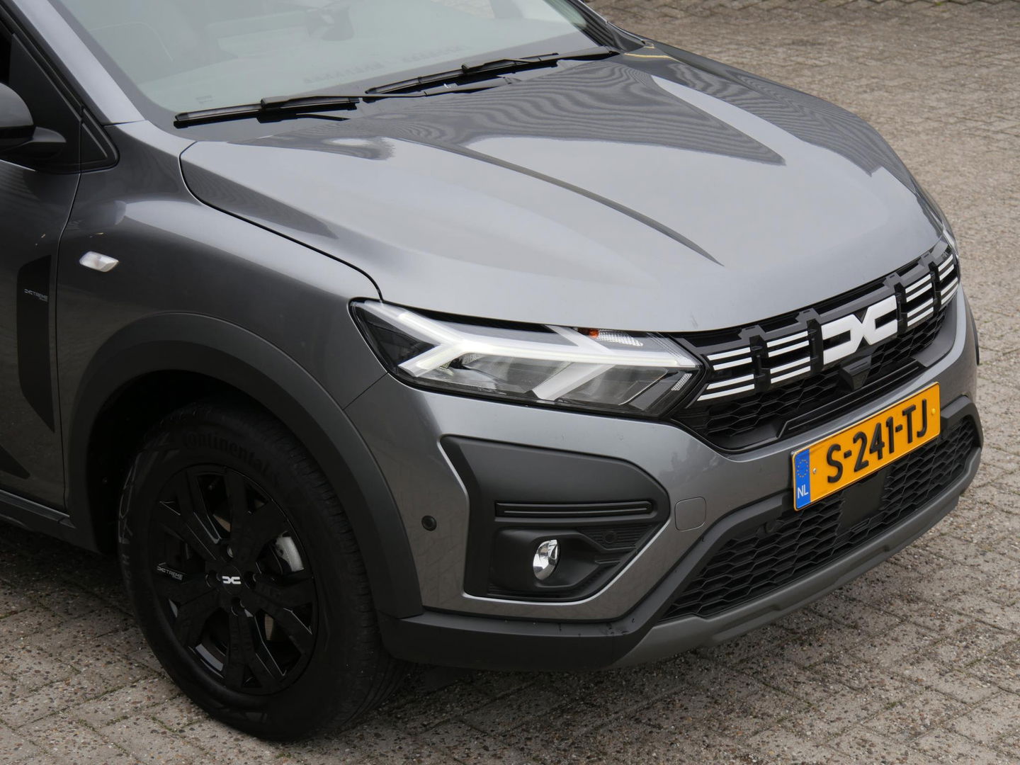 Dacia Jogger 1.6 HYBRID EXTREME/ PACK ASSIST/ 7-PERSOONS/ NL-AUTO
