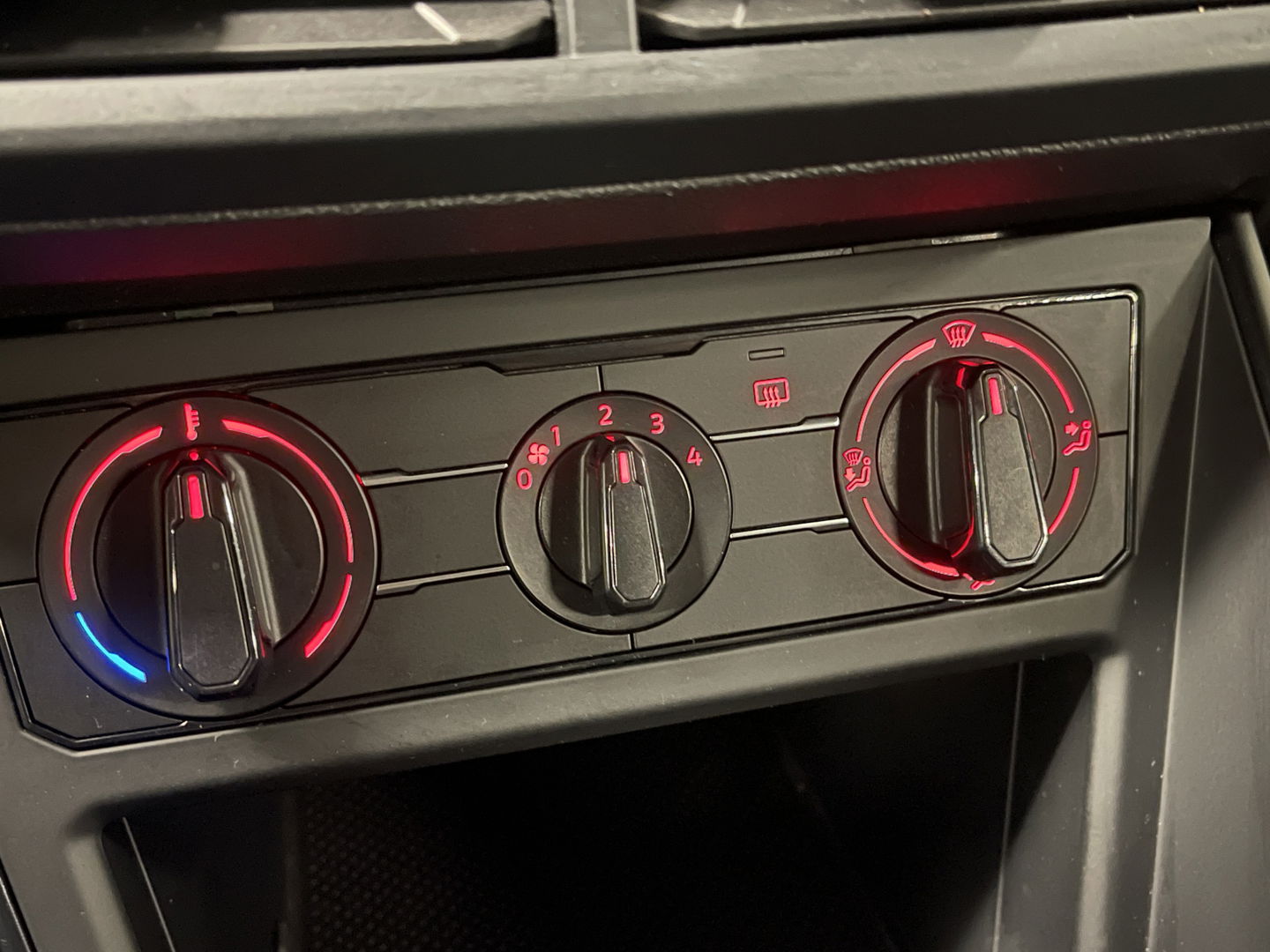 Volkswagen Polo 1.6 TDI | Centrale Deurvergrendeling | Isofix | Automatische Verlichting | Start Stop |
