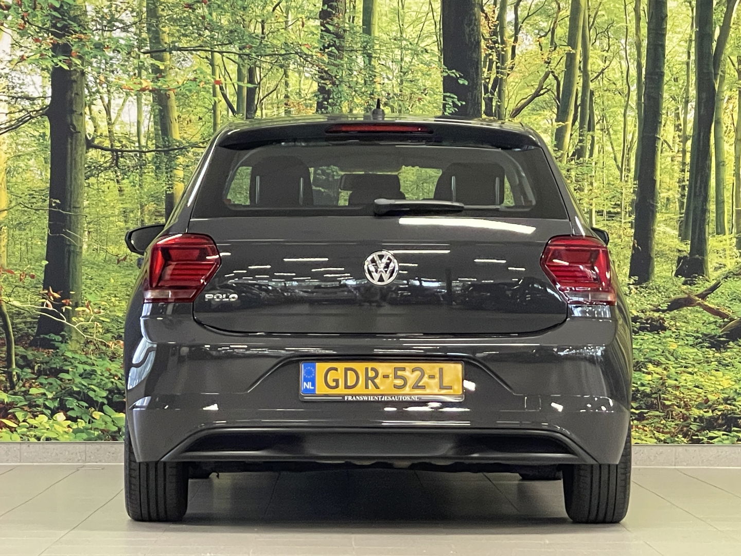 Volkswagen Polo 1.6 TDI | Centrale Deurvergrendeling | Isofix | Automatische Verlichting | Start Stop |
