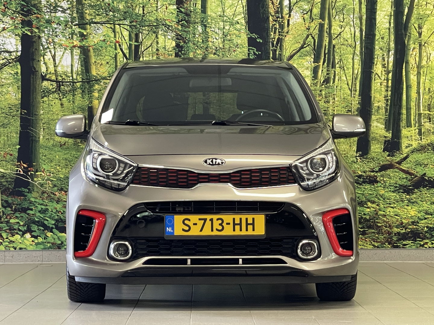 Kia Picanto 1.2 CVVT GT-Line | Achteruitrijcamera | Airconditioning | Navigatie | Apple Carplay | Android Auto | Lichtmetaal 16" | Isofix |